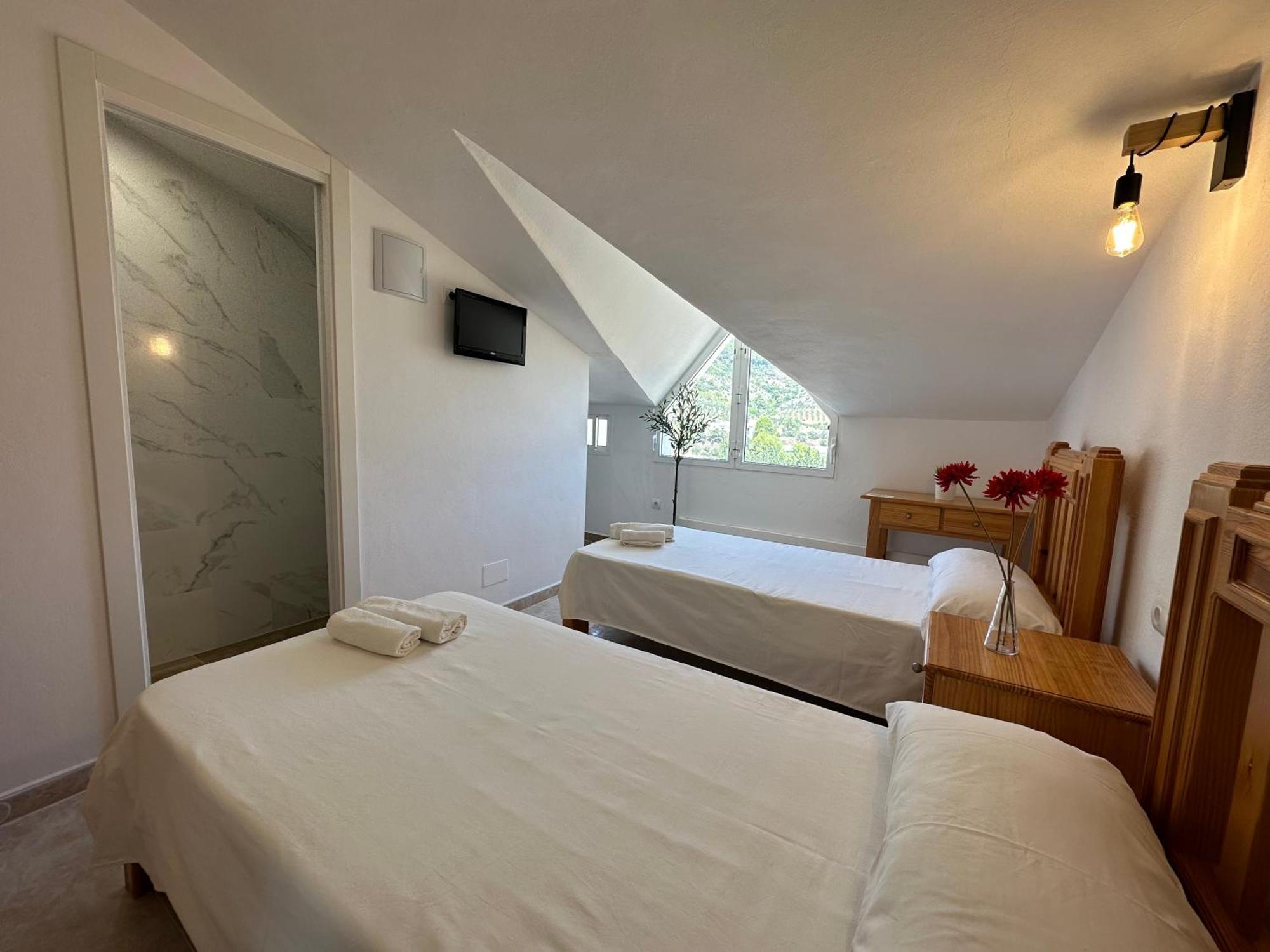 Hostal Sango Sierra De Las Nieves Алосайна Экстерьер фото