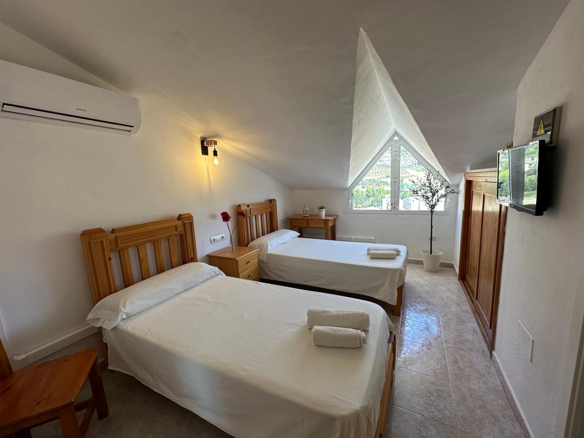 Hostal Sango Sierra De Las Nieves Алосайна Экстерьер фото