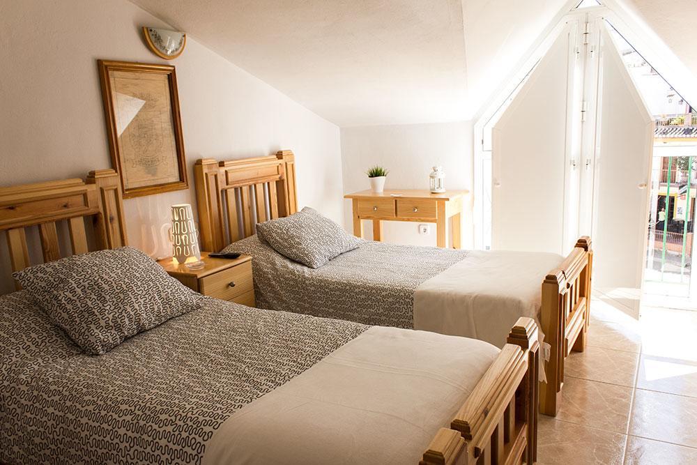 Hostal Sango Sierra De Las Nieves Алосайна Экстерьер фото